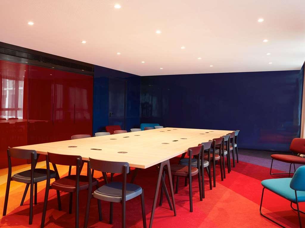 So/ Paris Hotel Servizi foto