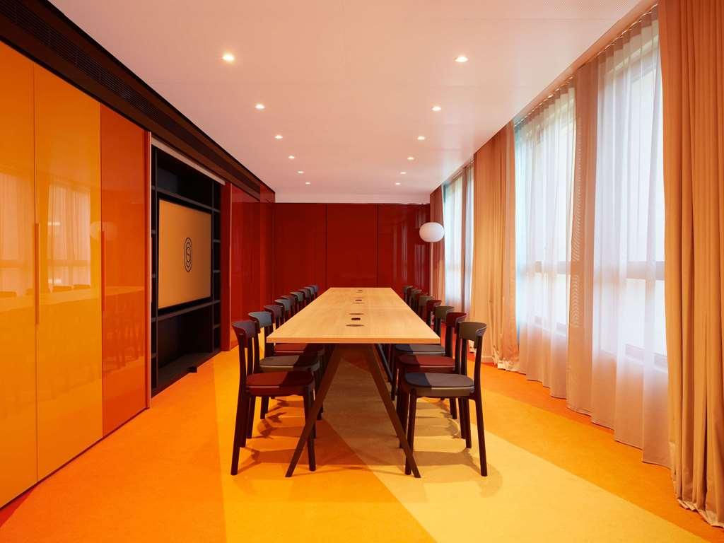 So/ Paris Hotel Esterno foto